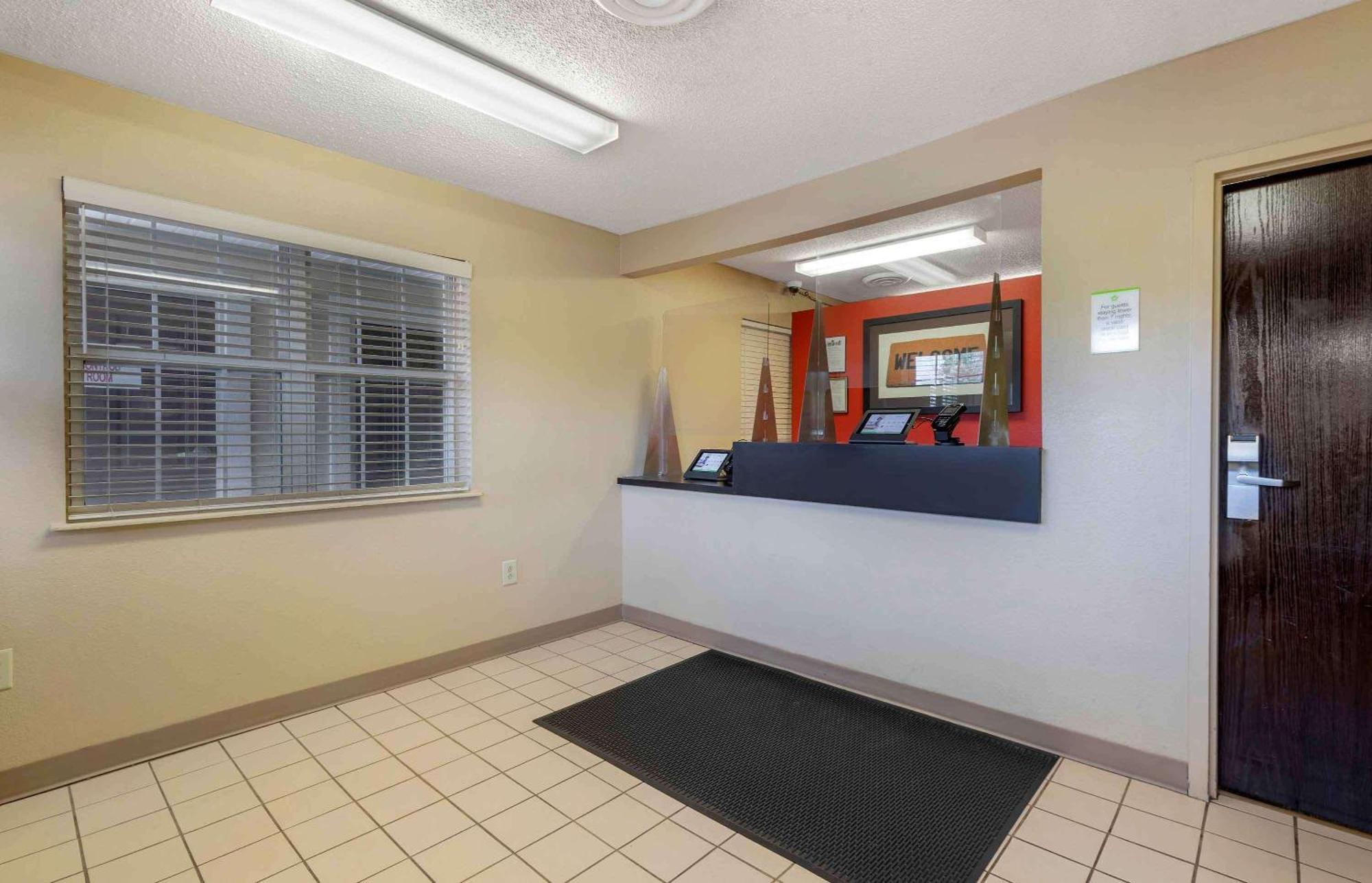 Extended Stay America Select Suites - Columbia - Ft Jackson Extérieur photo